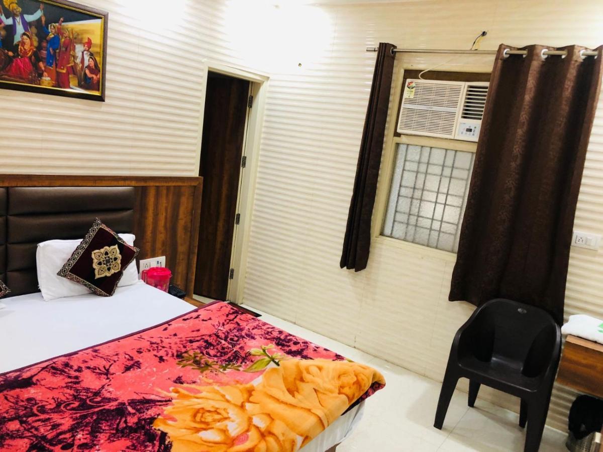 Jasneet Homestay Amritsar Exterior photo